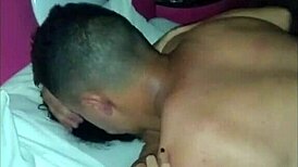 hey esposa gostosa transando sem camisinha com o amigo do corno right in front of him lol