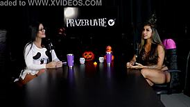 Tamanho Nao E Documento Shares Exhibitionism Life and Favorite Fuck Spots - Casal Fada Prazeres Sheer Red Halloween