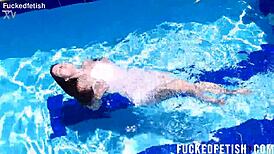 how does yessica bunny's wet shaved pussy look post contractions underwater?