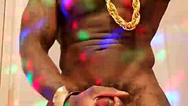 daddy's MUSCULAR bbc has this tall slut worshipping and humiliated with dirty talk till cumshot 😍💦